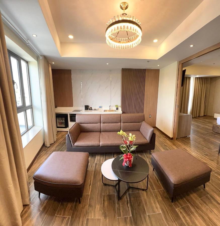 Mai Vy Hotel Tay Ninh Exterior foto